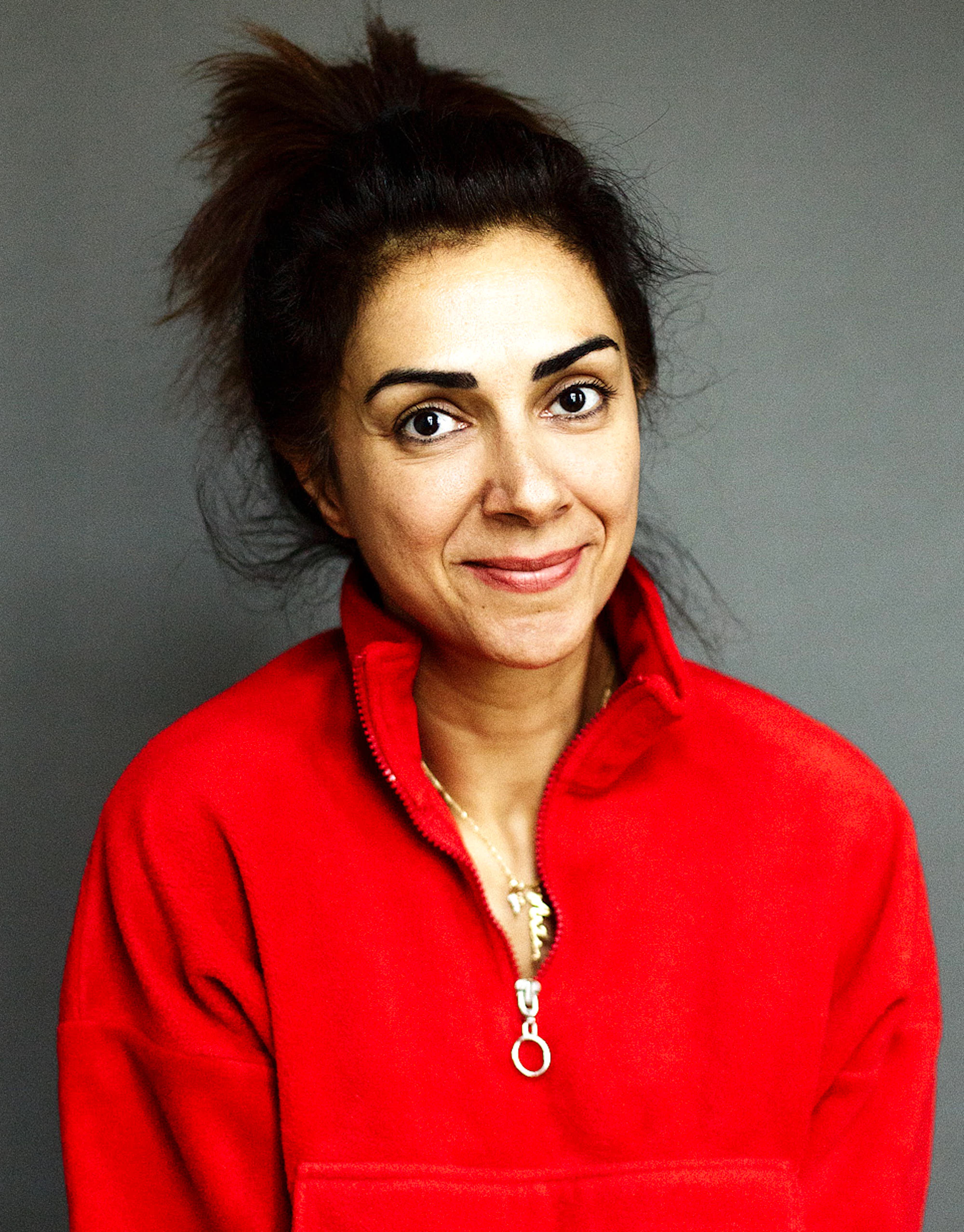 Taies Farzan | Oyuncu, Senarist, Prodüktör, Yönetmen